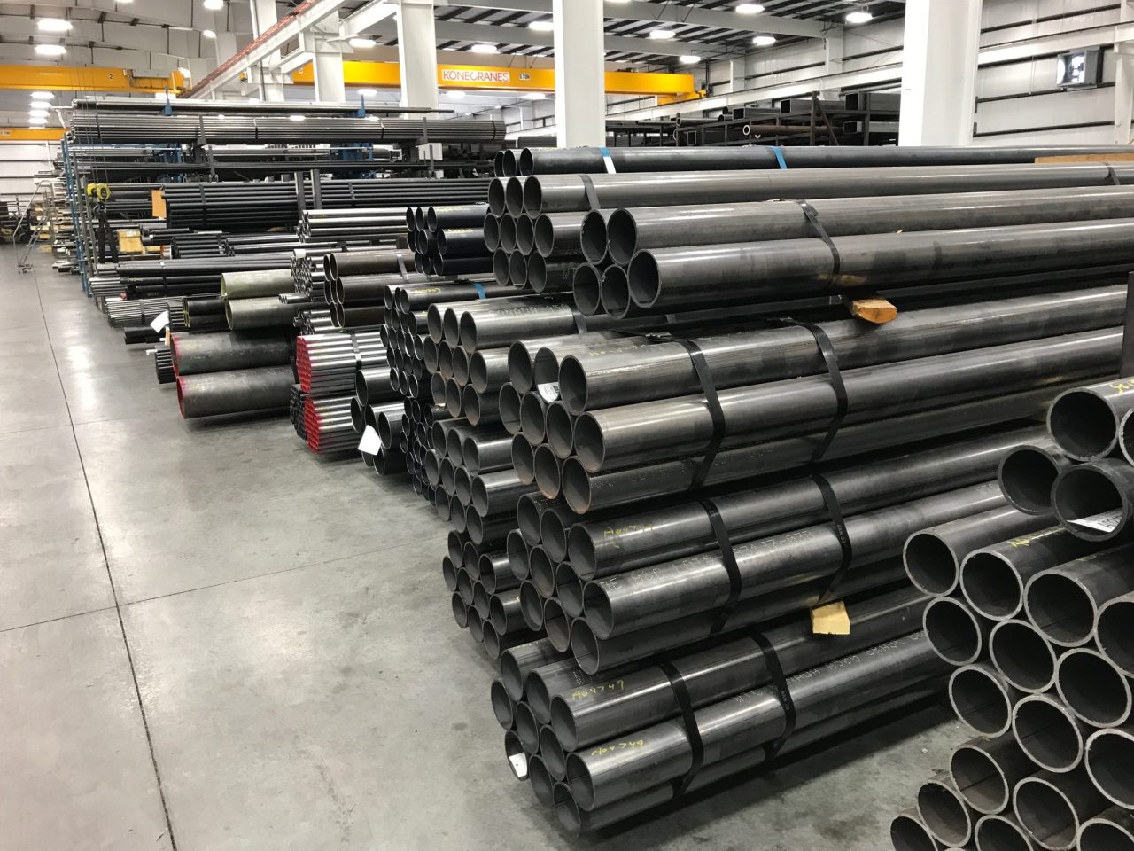 black-steel-pipe-STRUCTURAL-WELDED-PIPE-1280x960.jpg